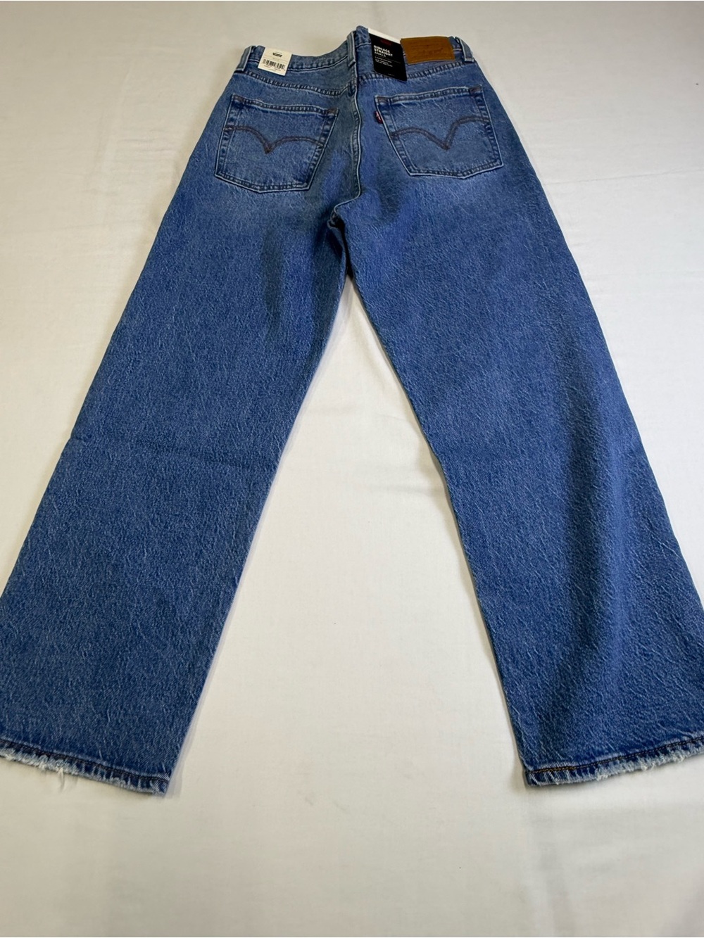 NWT Levi's Jeans Womens Wedgie Straight High Rise Blue Distressed Size W29xL27 - Picture 13 of 16